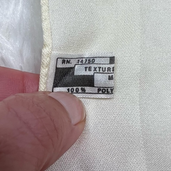 Vintage Ivory Square Scarf Handkerchief - Picture 5 of 7